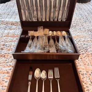 Wallace Grand Baroque Sterling Silver 60 Piece Service